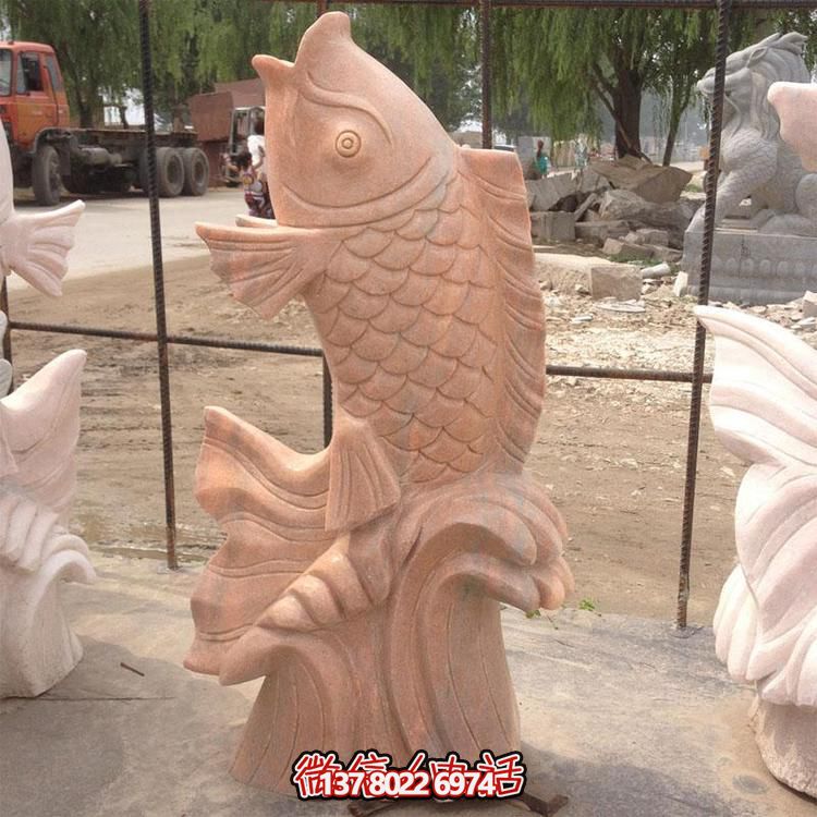 紅色晚霞，浪漫水景——精美石雕噴泉鯉魚