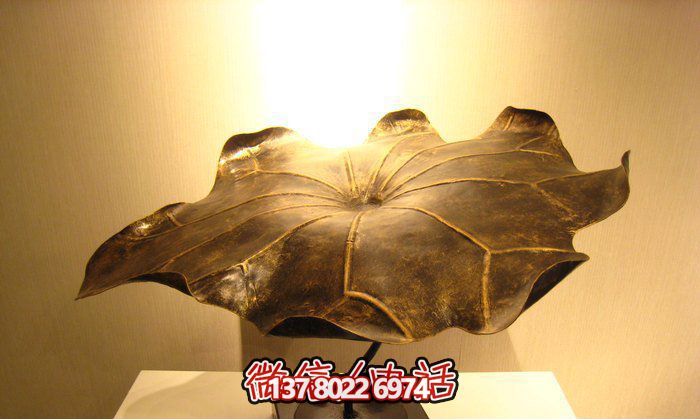 精美銅雕荷葉雕塑，添彩廣場(chǎng)環(huán)境