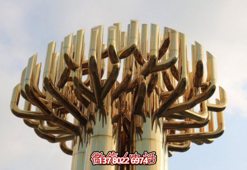 不銹鋼大樹(shù)雕塑，金色噴涂